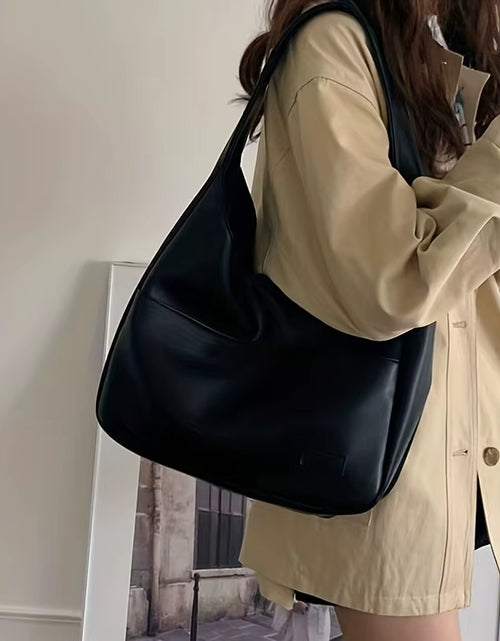 Load image into Gallery viewer, Women Hobo Bag Simple PU Leather Solid Shoulder Bag 2023 Fashion Large Capacity Handbag for School Work
